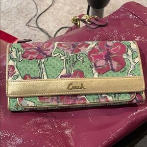 Coach purse and wallet